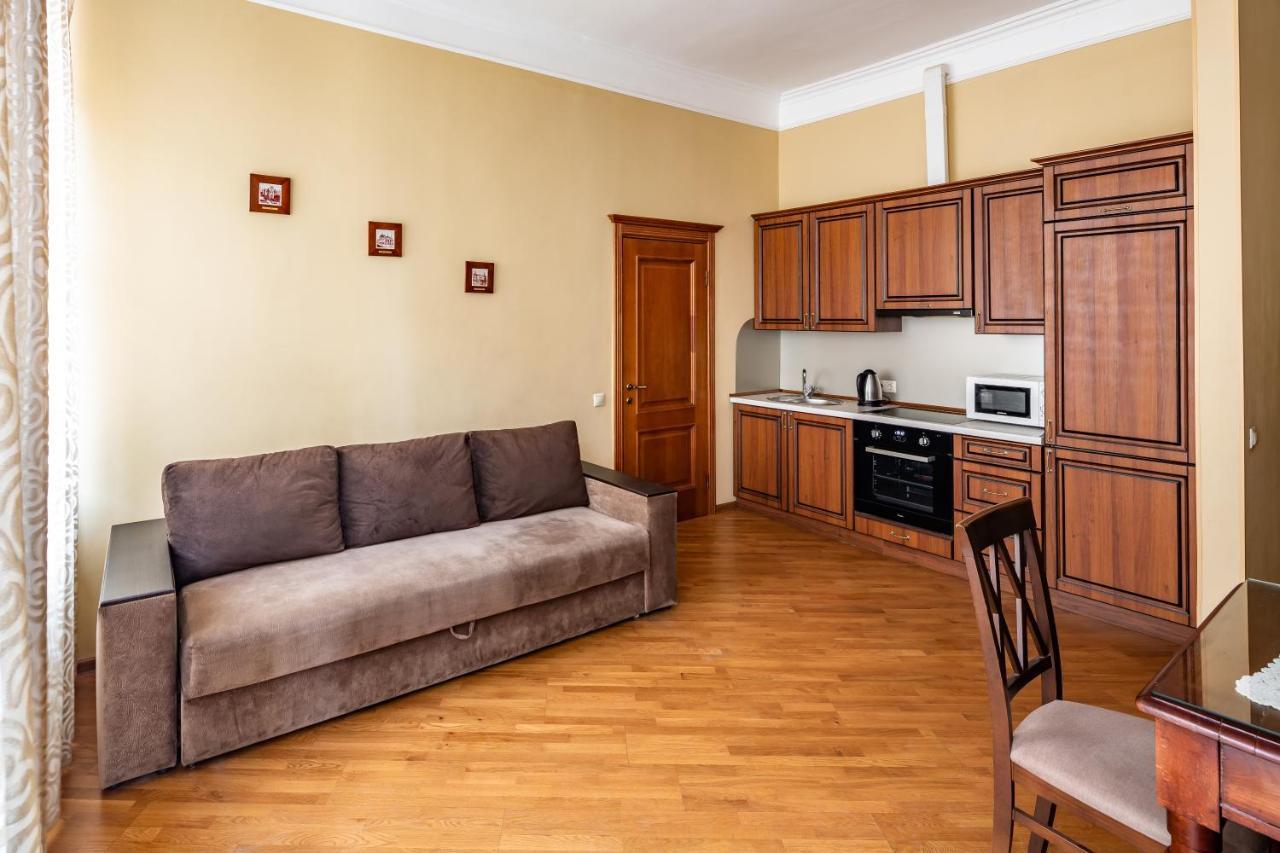 13 Franka Apartment 1 Liov Exterior foto